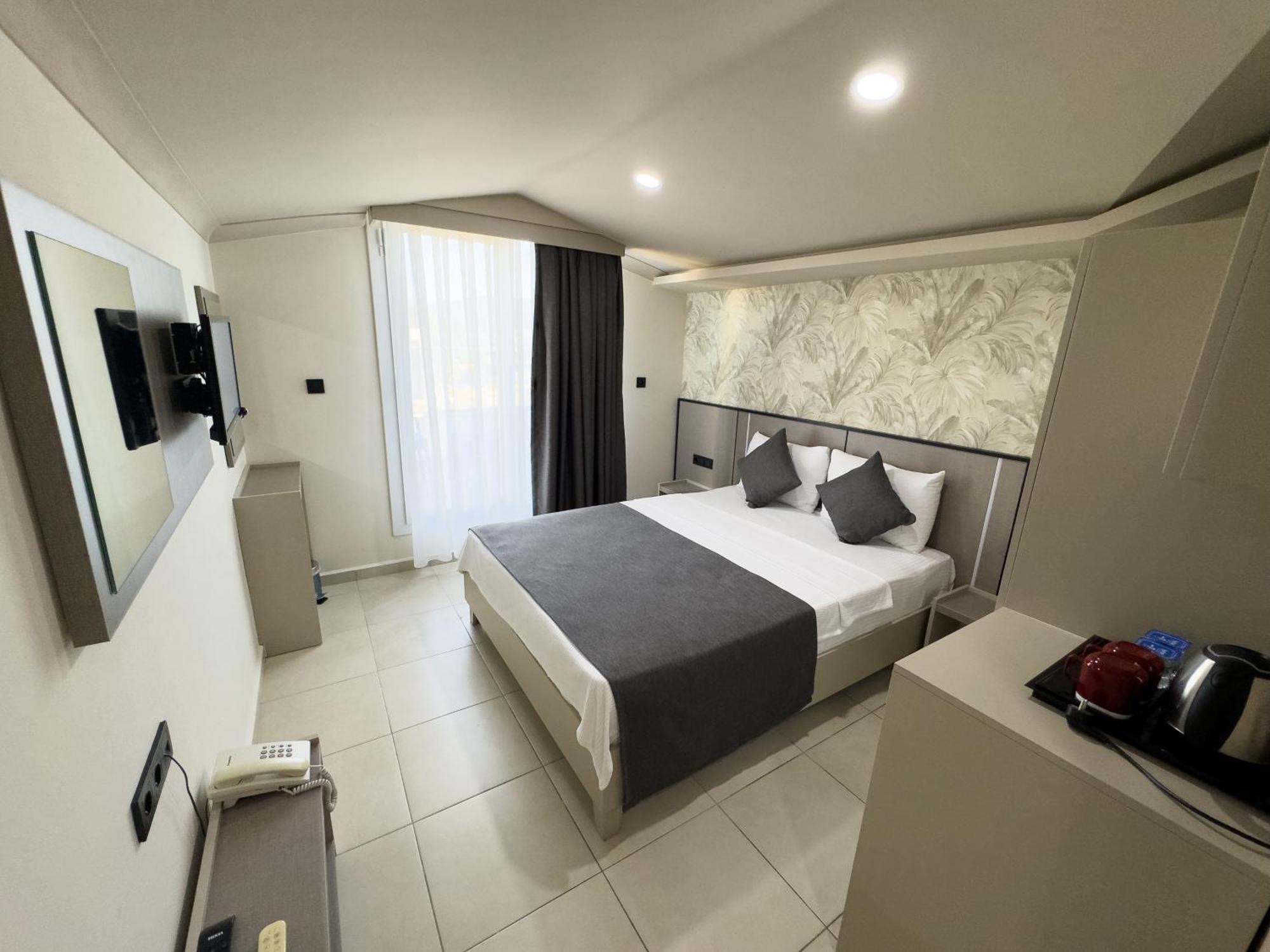 Sardunya Otel 3*